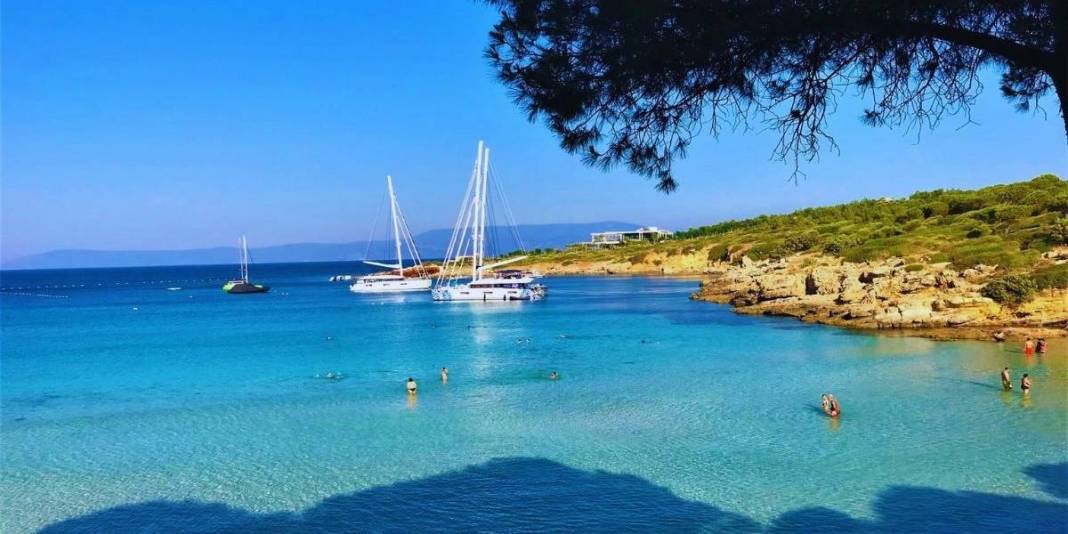 Yarım saatte ulaş tüm gün keyfini sür! İzmir’in sakin sahili: Denizi, kumu, tabiatı harika… 1